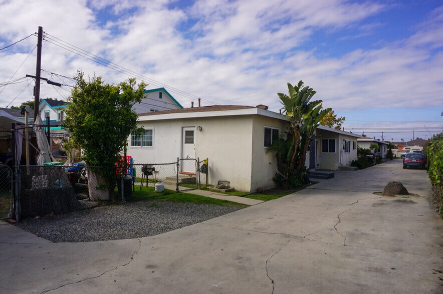 More Photos Of 4232-4236 W 106th St, Inglewood Apartments For Sale