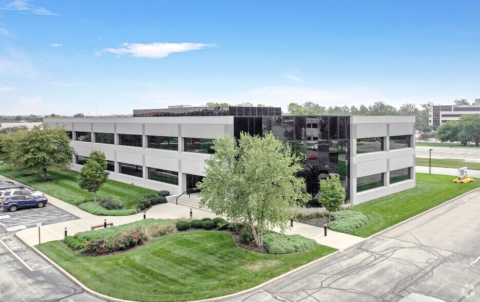 More Photos Of 9355 Delegates Row, Indianapolis Unknown For Lease