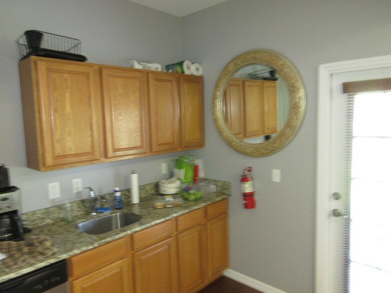 More Photos Of 10921 Countryway Blvd, Tampa Medical For Lease