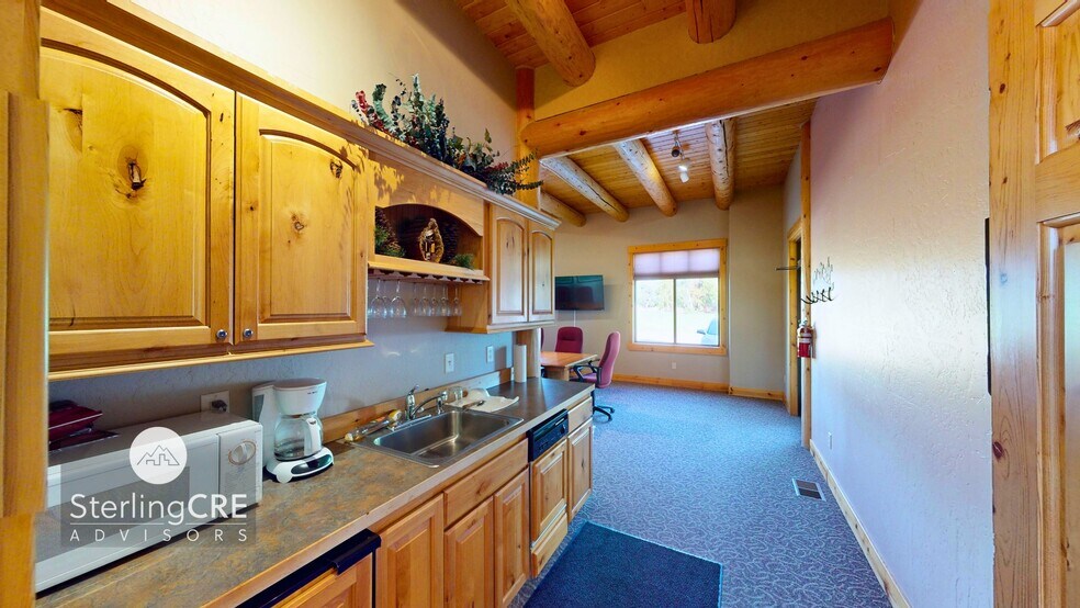 More Photos Of 1920 N 1st St, Hamilton Office For Sale