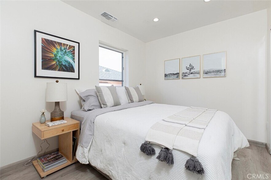 More Photos Of 1754 N Berendo St, Los Angeles Apartments For Sale