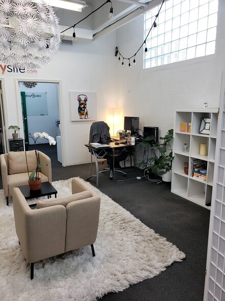 More Photos Of 1016 Clare Ave, West Palm Beach Service For Lease