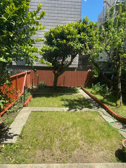 More Photos Of 1630-32-34 Hyde St, San Francisco Apartments For Sale