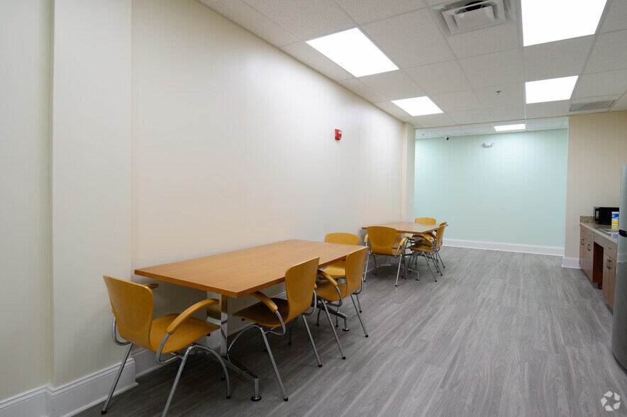 More Photos Of 4 Haddonfield Rd, Cherry Hill Loft Creative Space For Lease