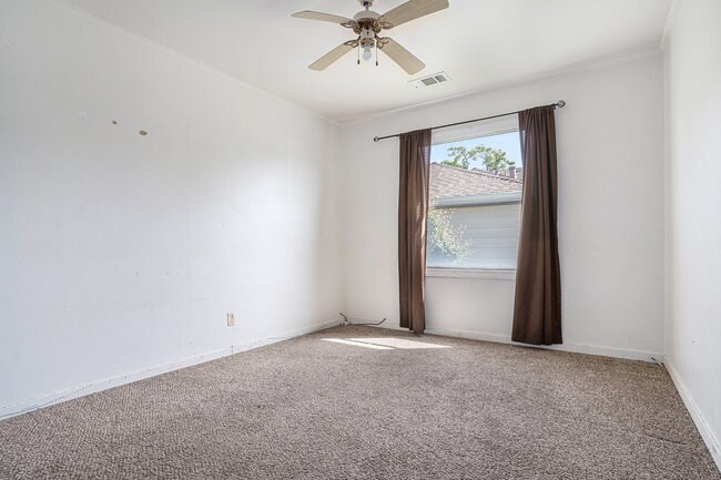More Photos Of 457 Capistrano Dr, Oakland Specialty For Sale