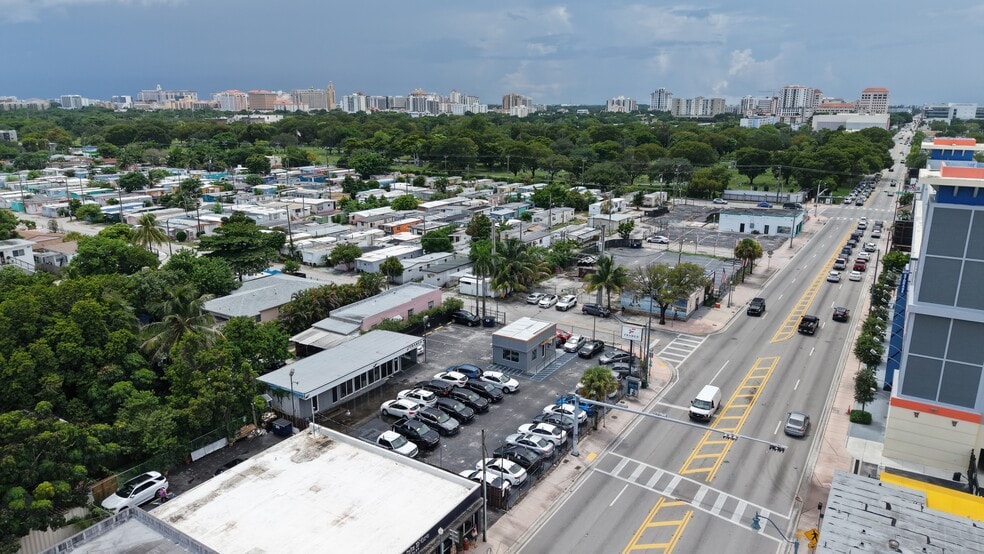More Photos Of 831 SW 31st Ct, Miami Apartments For Sale