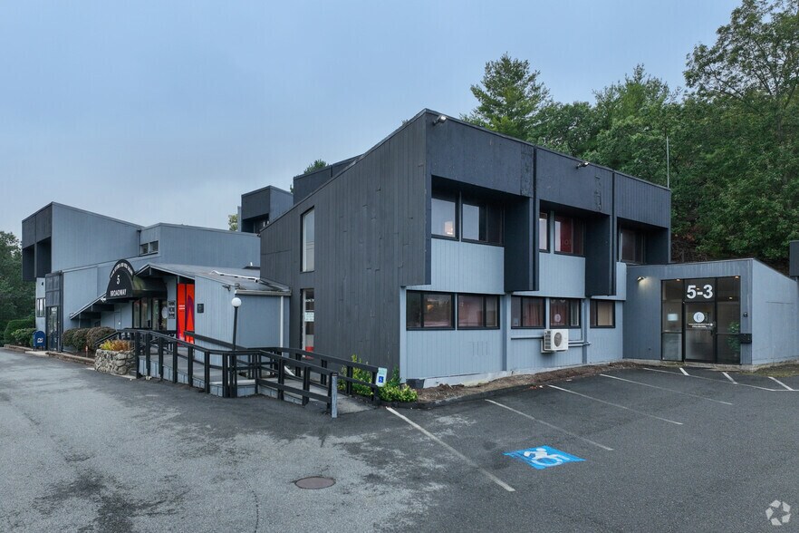Primary Photo Of 5 Broadway, Saugus Medical For Lease