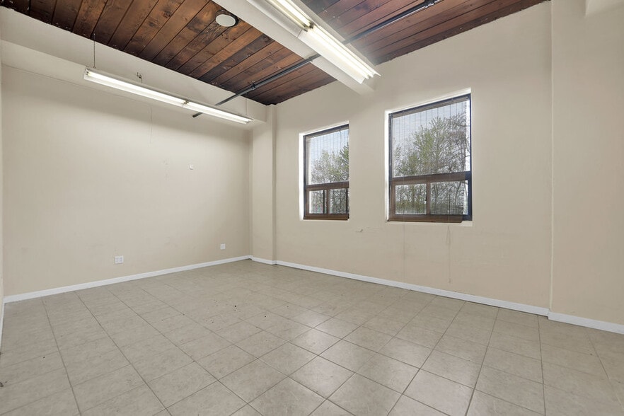 More Photos Of 174-180 Getty Ave, Clifton Warehouse For Sale