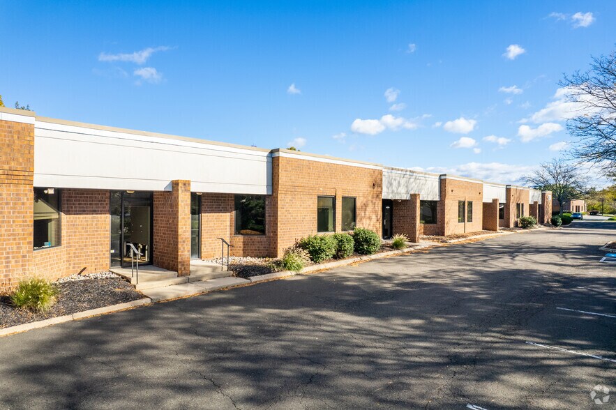 More Photos Of 2260 Cabot Blvd W, Langhorne Unknown For Lease