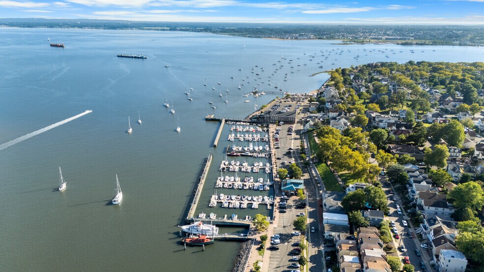 More Photos Of 81 Smith St, Perth Amboy Storefront Retail Residential For Sale