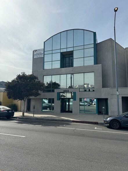 More Photos Of 4111 Lankershim Blvd, North Hollywood Loft Creative Space For Sale