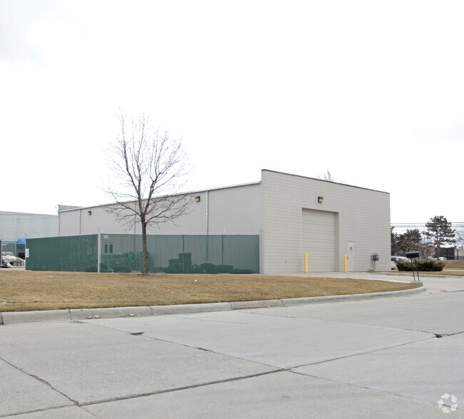 More Photos Of 35004 Automation Dr, Clinton Township Warehouse For Lease