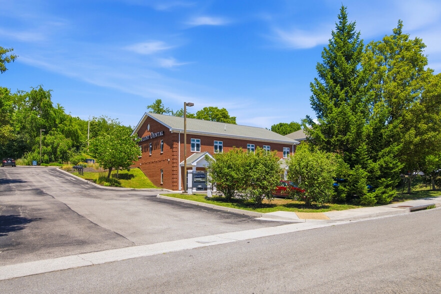 More Photos Of 115 Akers Farm Rd, Christiansburg Medical For Lease
