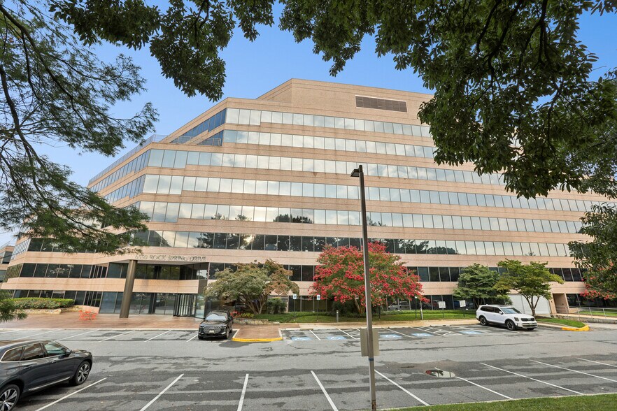 More Photos Of 6500 Rock Spring Dr, Bethesda Medical For Lease