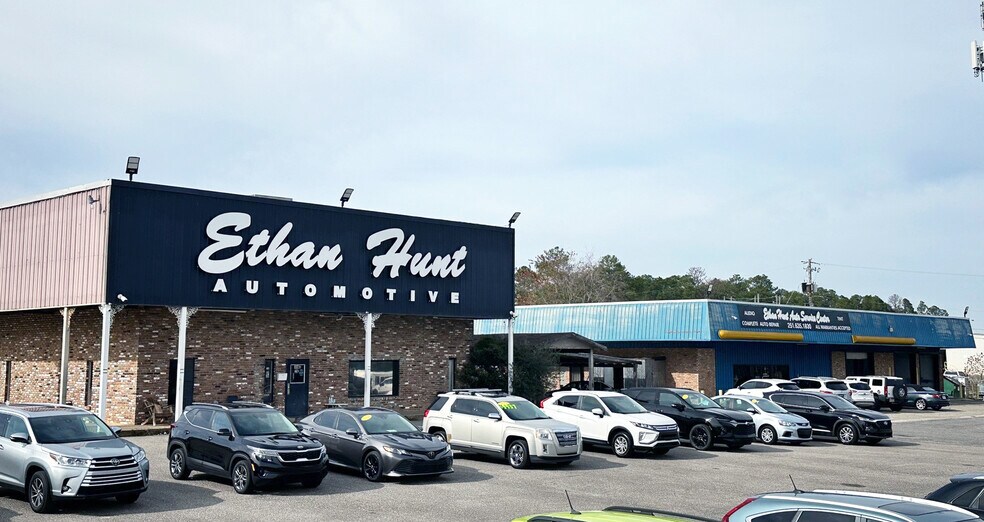 More Photos Of 90 Schillinger Rd S, Mobile Freestanding For Sale