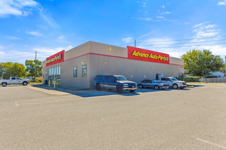 More Photos Of 934 E Edwardsville Rd, Wood River Auto Repair For Sale