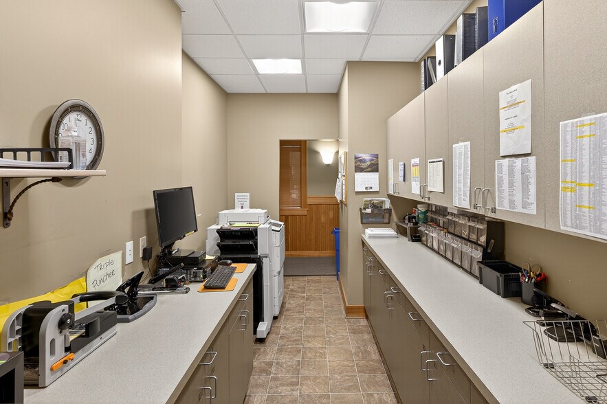 More Photos Of 700 E 1st St, Newberg Storefront Retail Residential For Sale