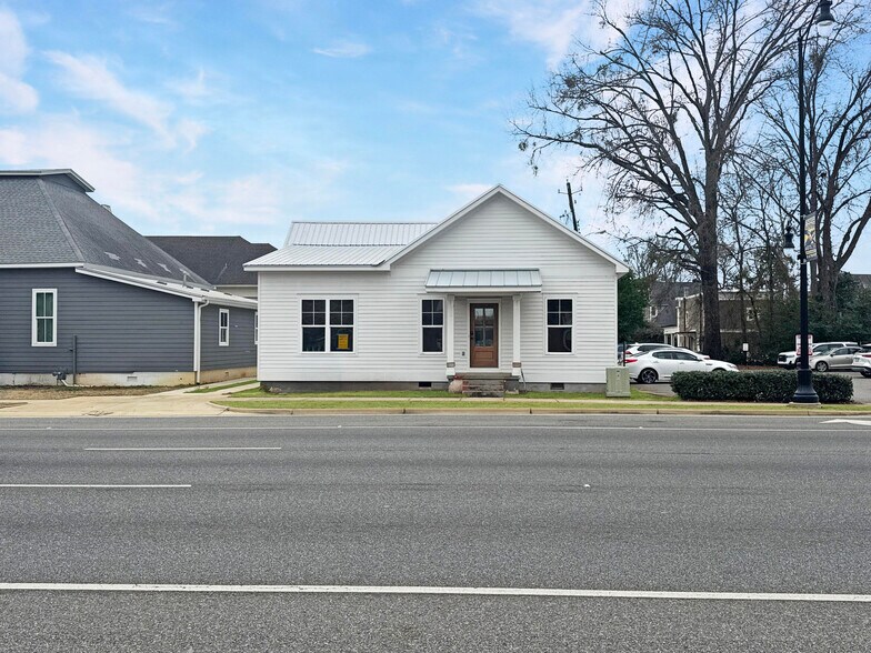 More Photos Of 514 Lurleen B Wallace Blvd, Tuscaloosa Office For Lease