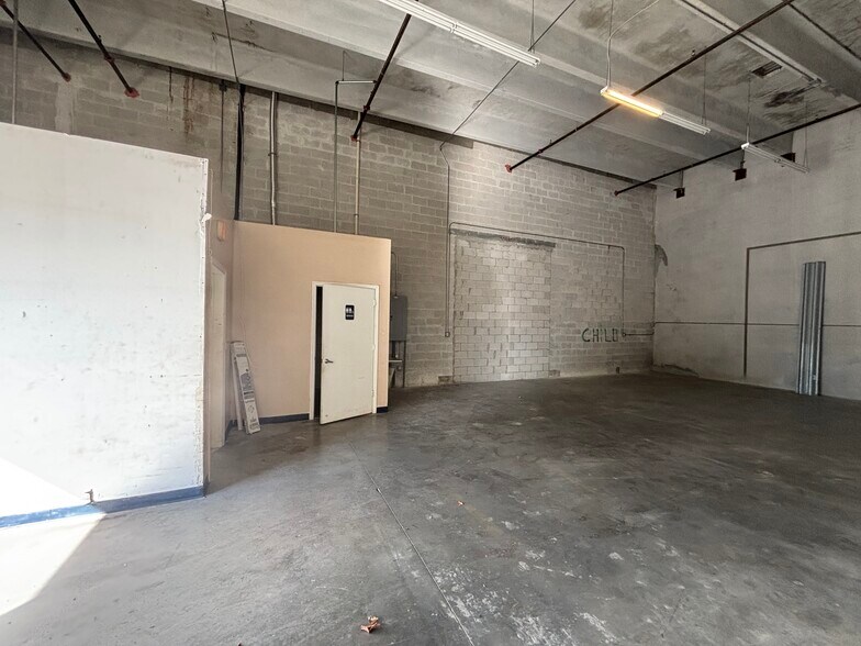 Primary Photo Of 19101 SW 108 Ave, Miami Industrial For Sale