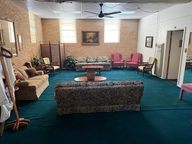 More Photos Of 201 Forrest St, Baytown Specialty For Sale