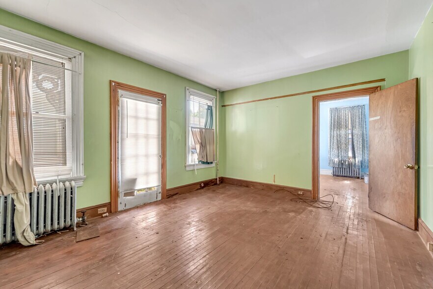 More Photos Of 177 East Ave, Bridgeton Apartments For Sale
