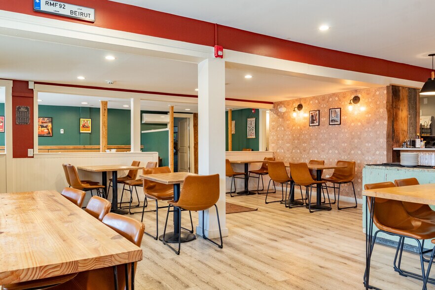 More Photos Of 424 Walnut Hill Rd, North Yarmouth Restaurant For Sale