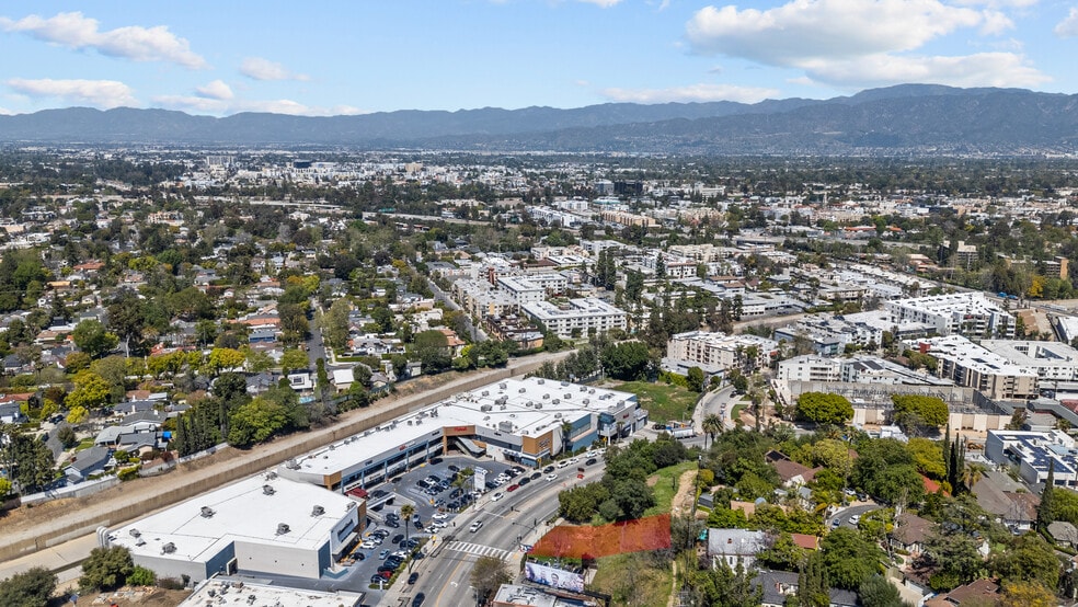 More Photos Of 11222 Ventura Blvd, Studio City Land For Sale