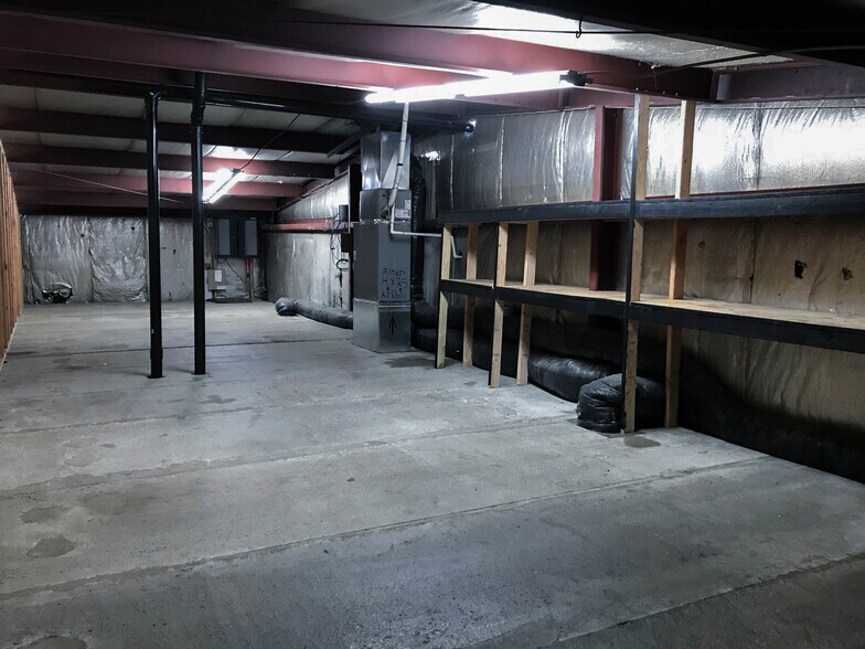 More Photos Of 1245 Memory Ln, Columbus Warehouse For Lease
