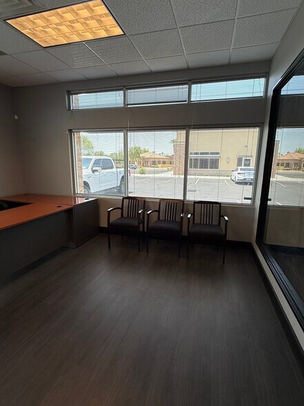 More Photos Of 15845 S 46th St, Phoenix Medical For Lease