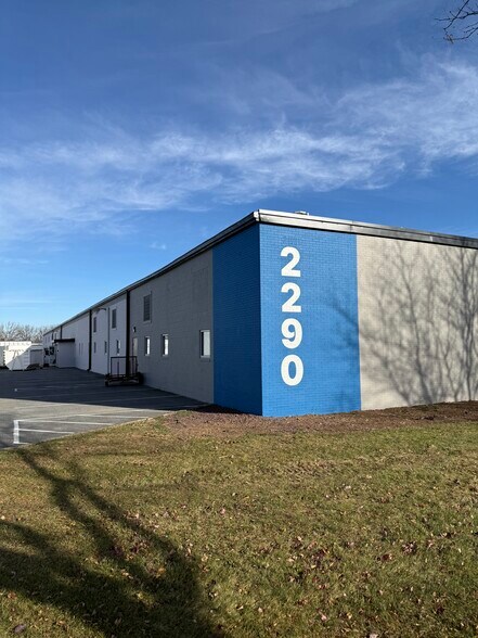 More Photos Of 2290 Avenue A, Bethlehem Warehouse For Lease