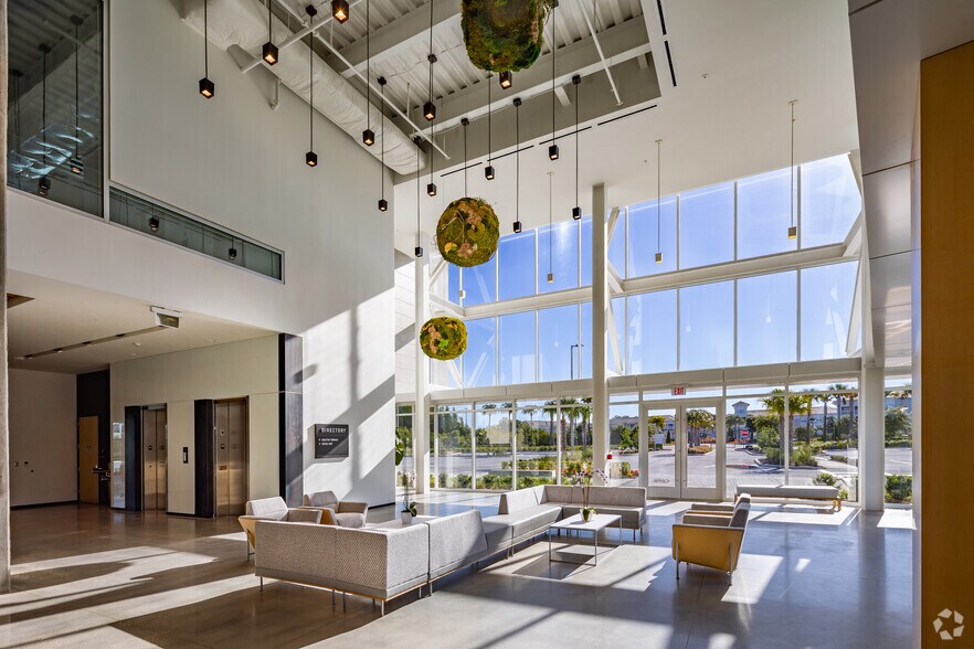 More Photos Of 1785 Northpointe Pky, Lutz Unknown For Sale