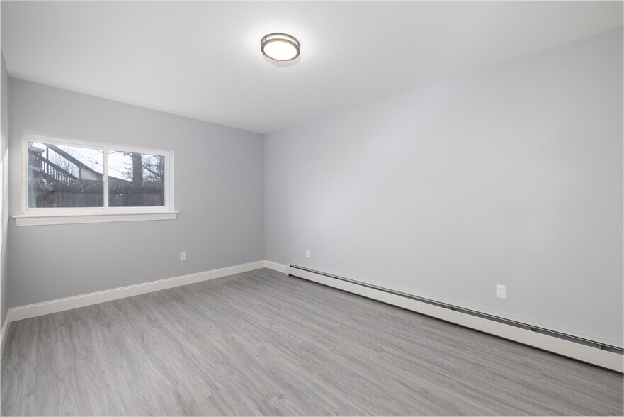 More Photos Of 159 Park St, Bristol Office For Sale