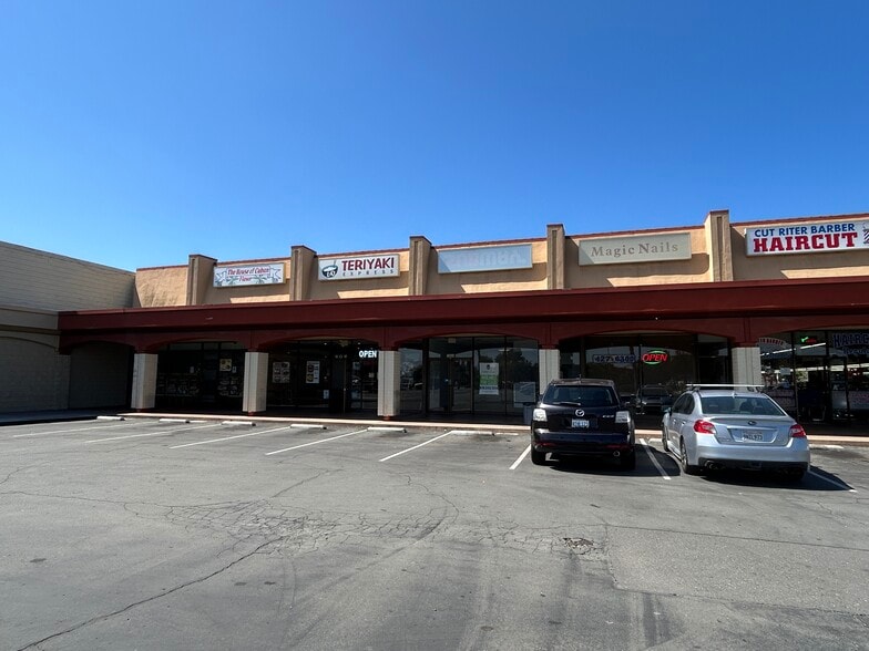 More Photos Of 1340-1376 3rd Ave, Chula Vista Unknown For Lease