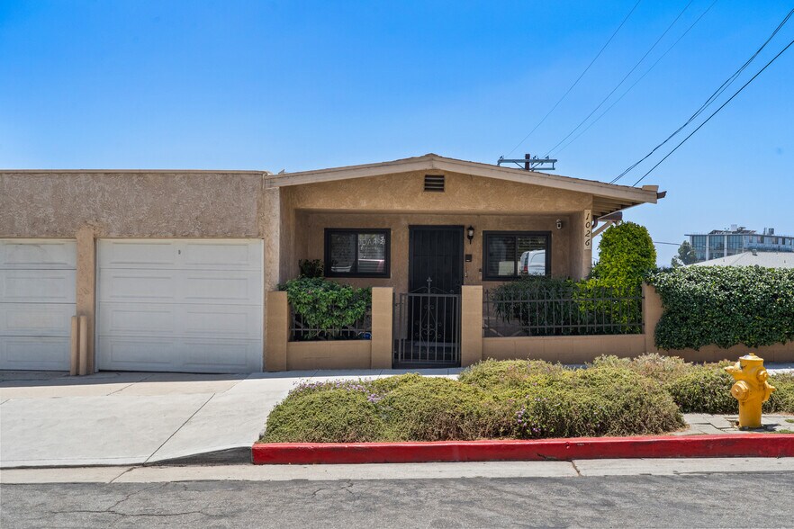 More Photos Of 1026 Figueroa Ter, Los Angeles Apartments For Sale