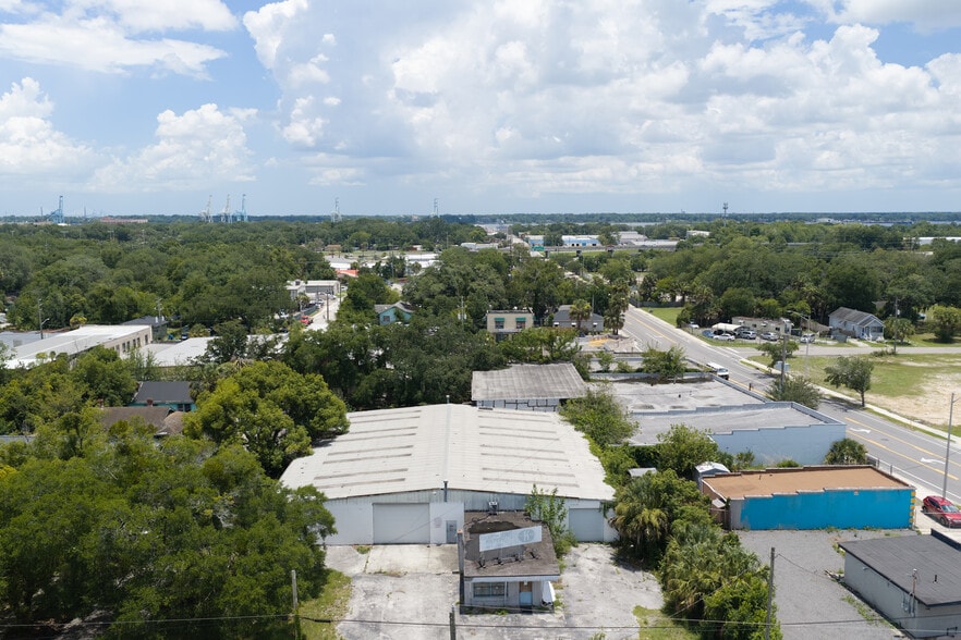 More Photos Of 1817 Florida Ave, Jacksonville Warehouse For Sale