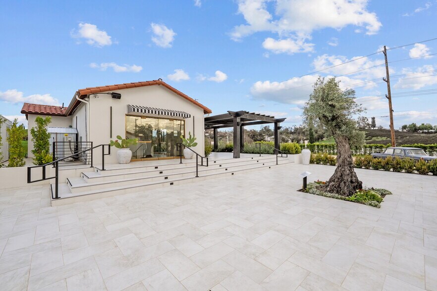 More Photos Of 41309 Avenida Biona, Temecula Winery Vineyard For Sale