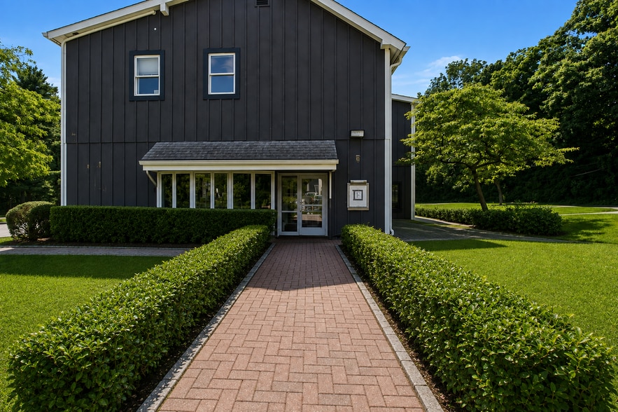 More Photos Of 56 Westchester Ave, Pound Ridge Freestanding For Lease