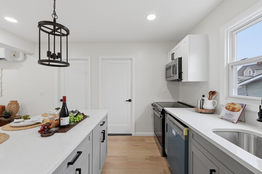 More Photos Of 82 Grove St, Montclair Apartments For Sale