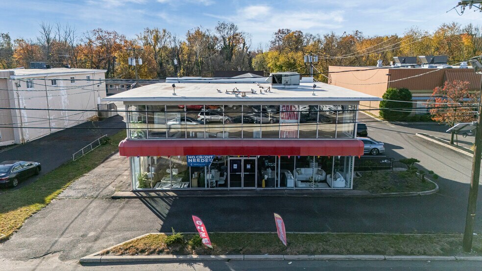 More Photos Of 482 Rt-38, Maple Shade Township Freestanding For Sale