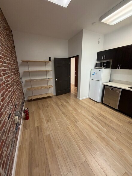 More Photos Of 209-211 Kearny St, San Francisco Office For Lease