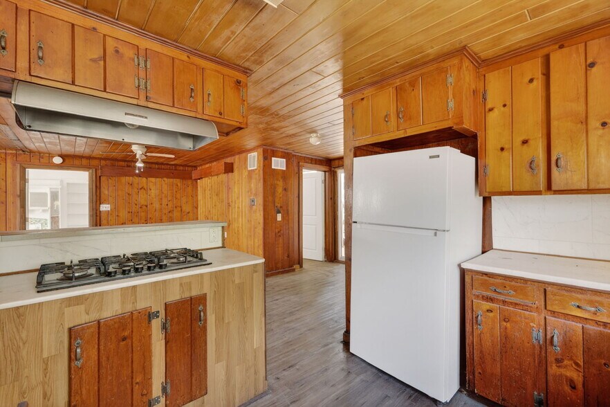 More Photos Of 527 E Lemon Ave, Eustis Apartments For Sale