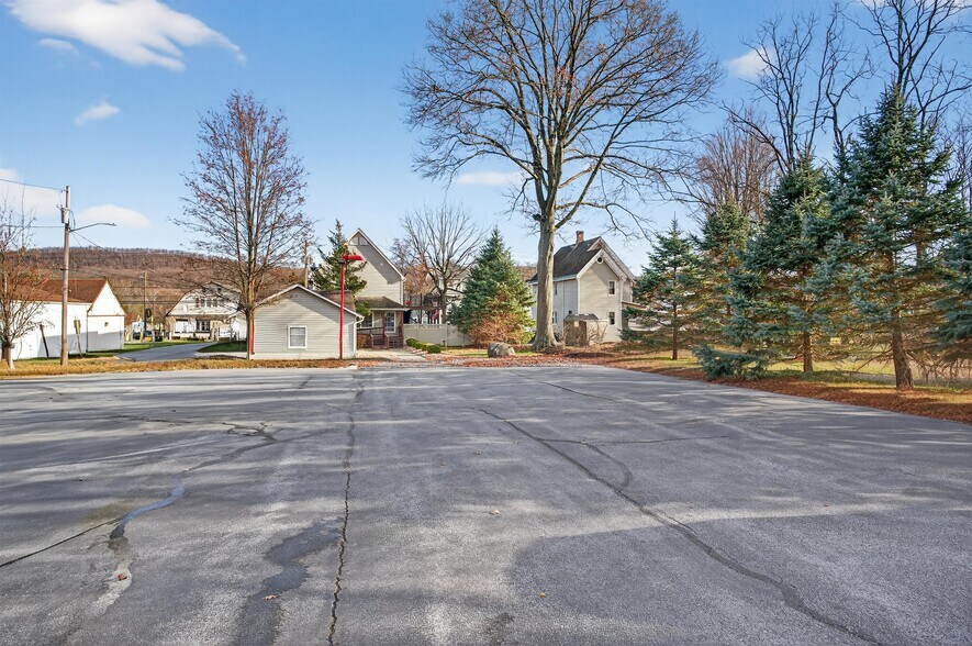 More Photos Of 531 Route 32, Highland Mills Office For Sale