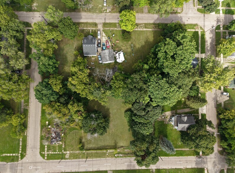 More Photos Of Lyon St, Flint Land For Sale