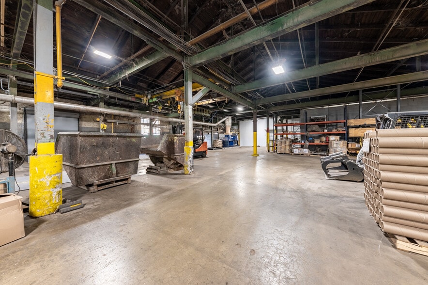 More Photos Of 164 Eyster Rd, Halltown Manufacturing For Lease