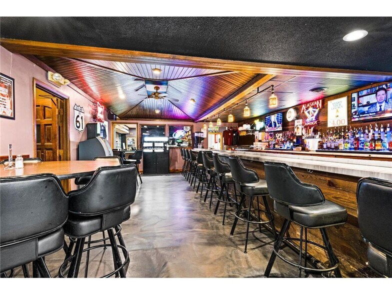 More Photos Of 4654 County Highway 61 hwy, Moose Lake Specialty For Sale