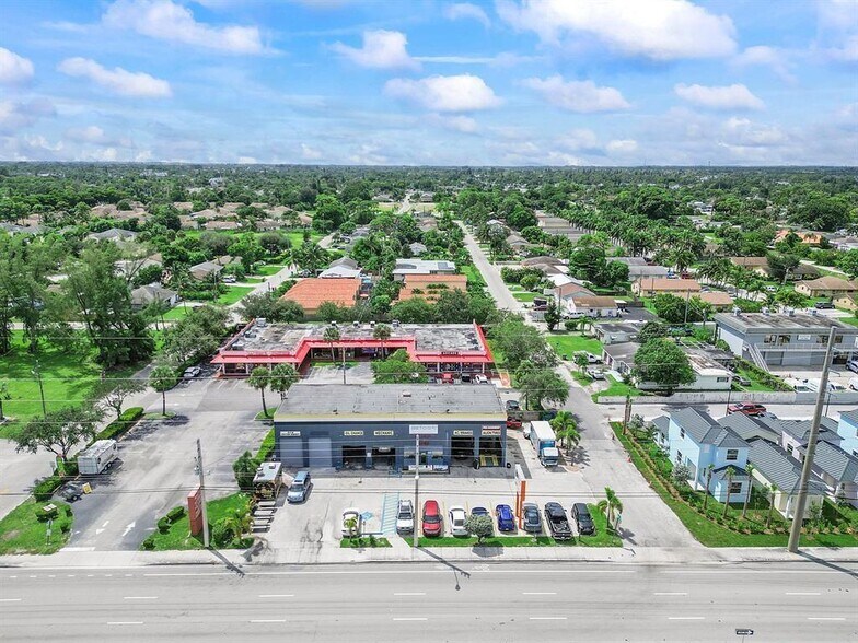 Primary Photo Of 3593 S Military Trl, Lake Worth Auto Repair For Lease