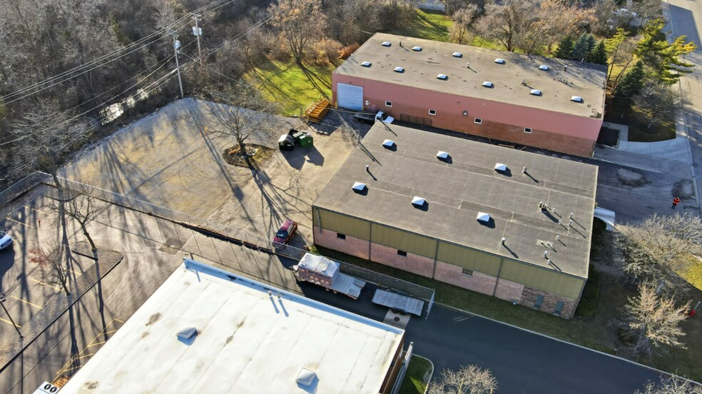 Primary Photo Of 731 Morse Ave, Schaumburg Manufacturing For Sale