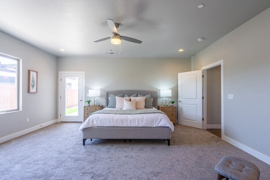 More Photos Of 278 2020 w, Hurricane Specialty For Sale