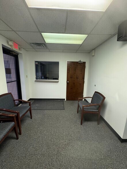 More Photos Of 2301 N Bendix Dr, South Bend Unknown For Lease