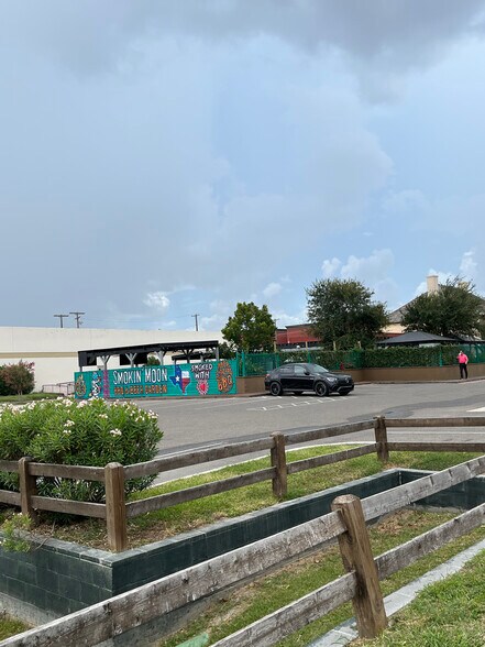 More Photos Of 1617 W Polk Ave, Pharr Restaurant For Sale